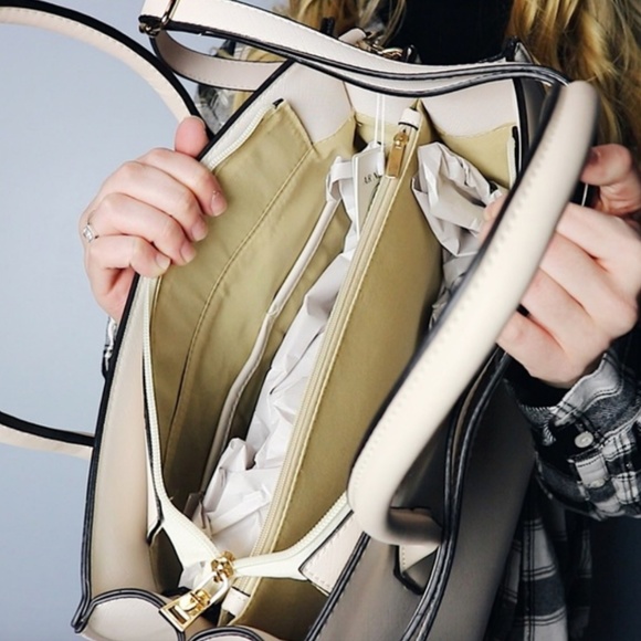 *LAST* Front Pocket Satchel In Crossgrain Texture - Picture 6 of 6